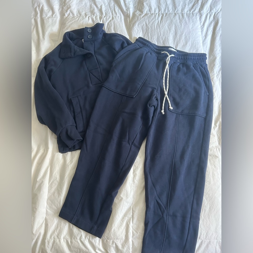Free Assembly Sweatsuit